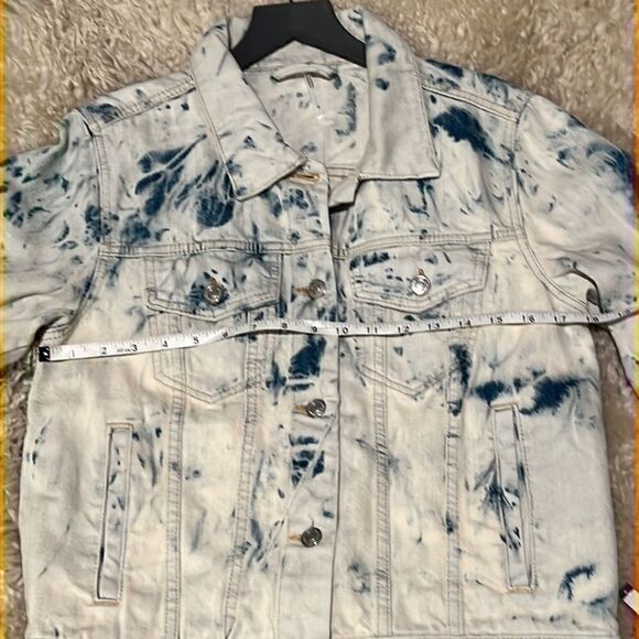 NWT FREE People denim jacket M - Picture 11 of 16